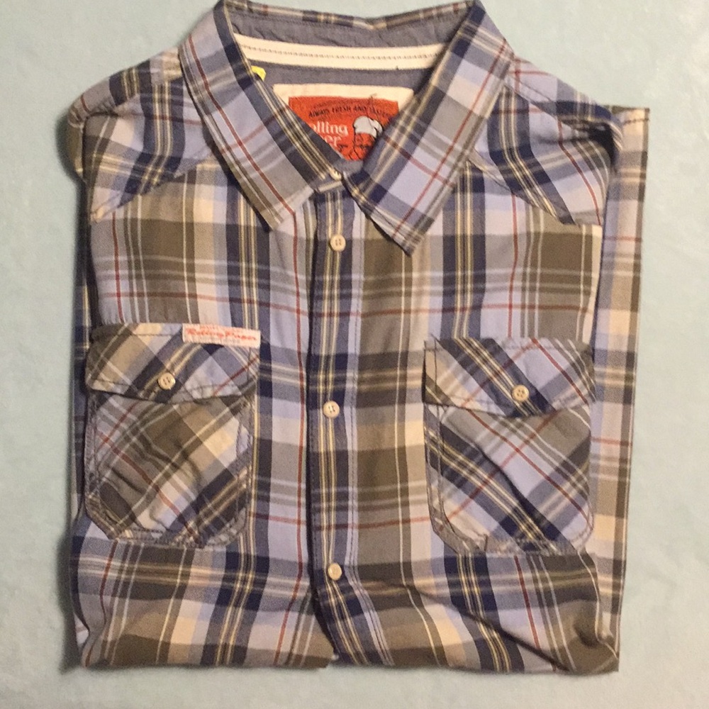 Men’s plaid shirt